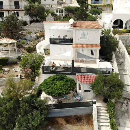 In With Seaview, Terrace, Wifi